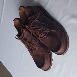 Teva Mush Brown Leather Chukka Boots Size 9
